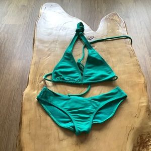 New Pakaloha Emerald XS Kahana Ruched bottom and S Hookipa top (set)